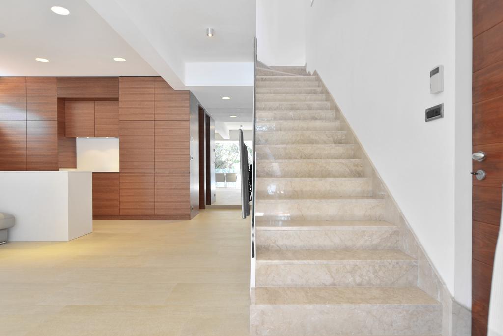 Chiponsky One - 5 Star Beachfront Property Bol Kültér fotó